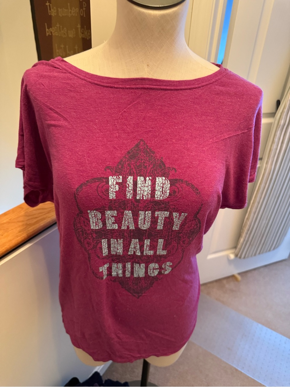 GAIAM Berry Pink Short Sleeve Graphic Tee - 'Find Beauty In All Things'